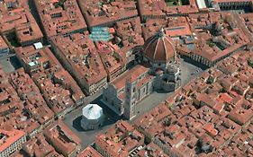 Red Loft Near Duomo-Hosted By Sweetstay